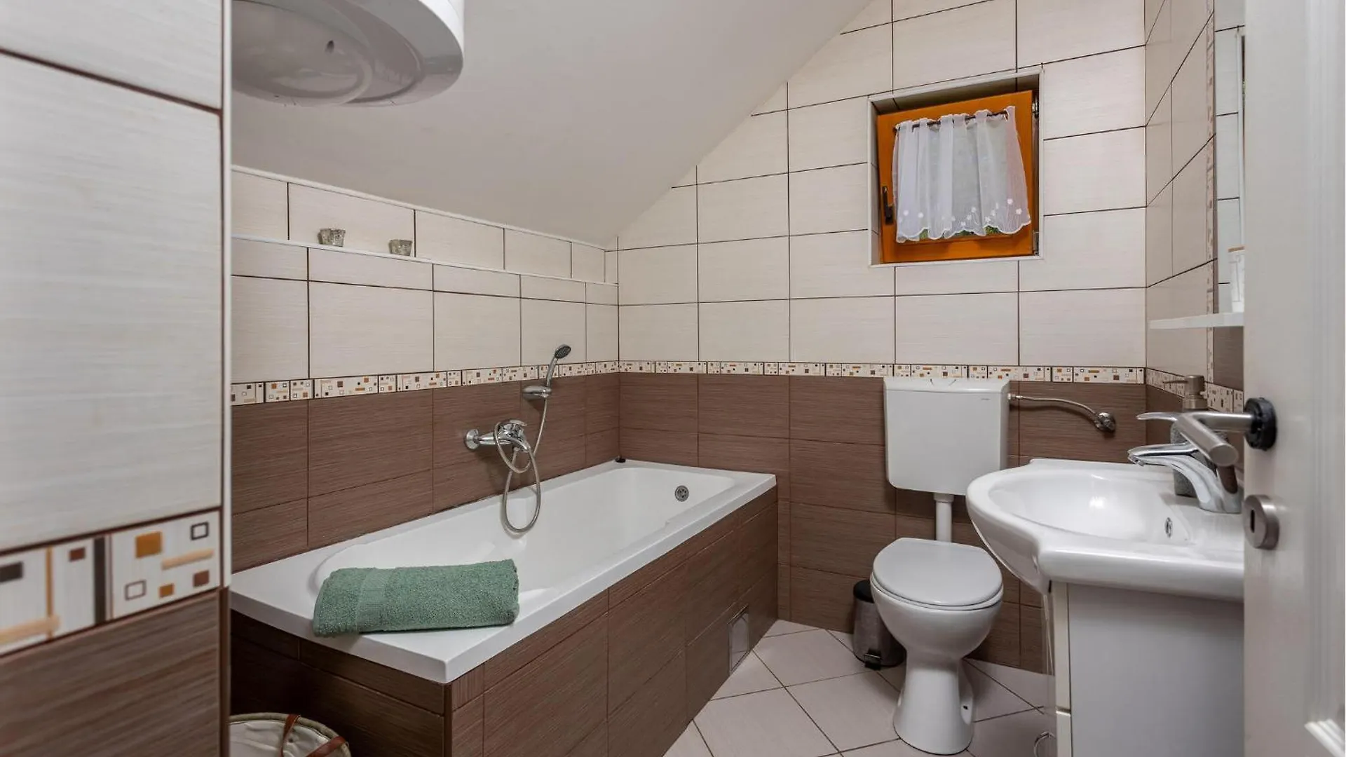 Nice Home In Lukovdol With Sauna Holiday home