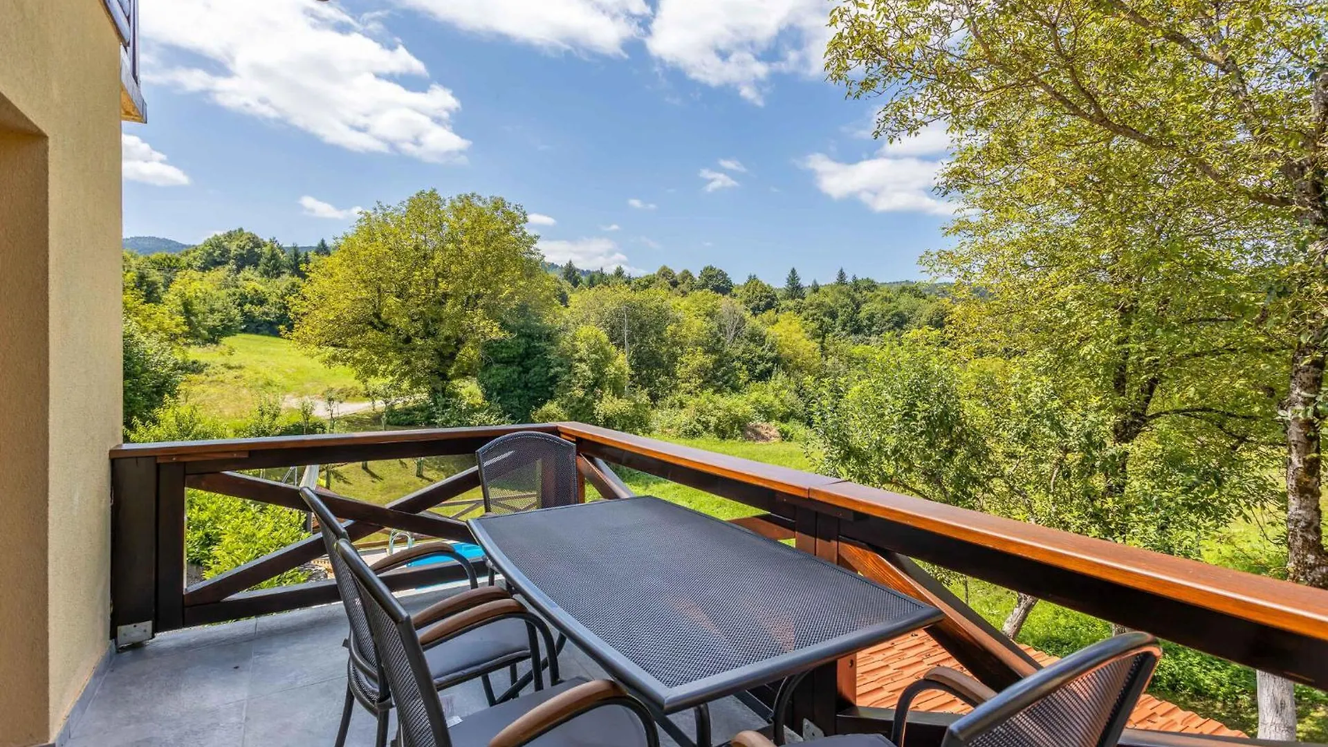 Holiday home Nice Home In Lukovdol With Sauna