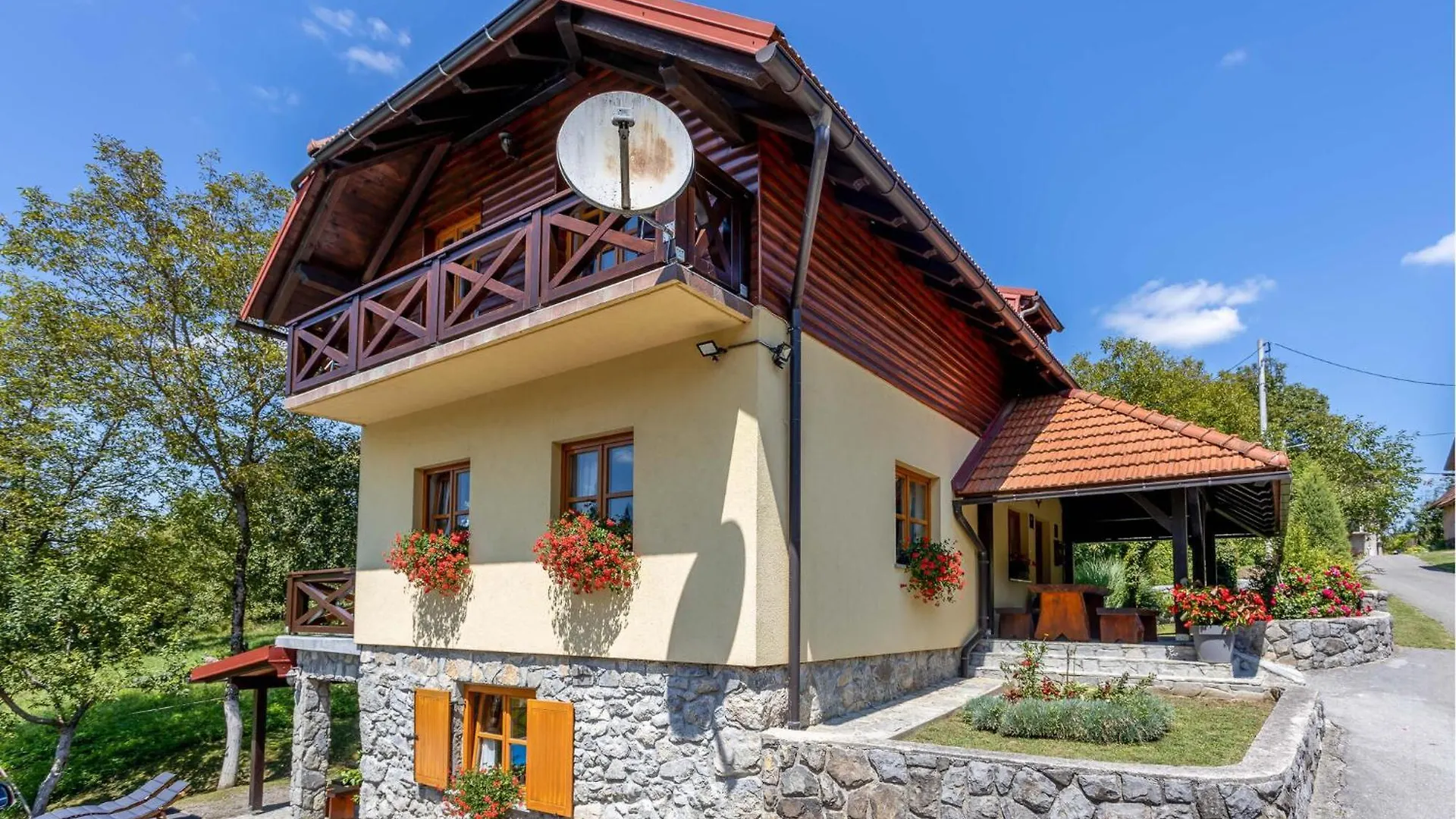 Nice Home In Lukovdol With Sauna Holiday home